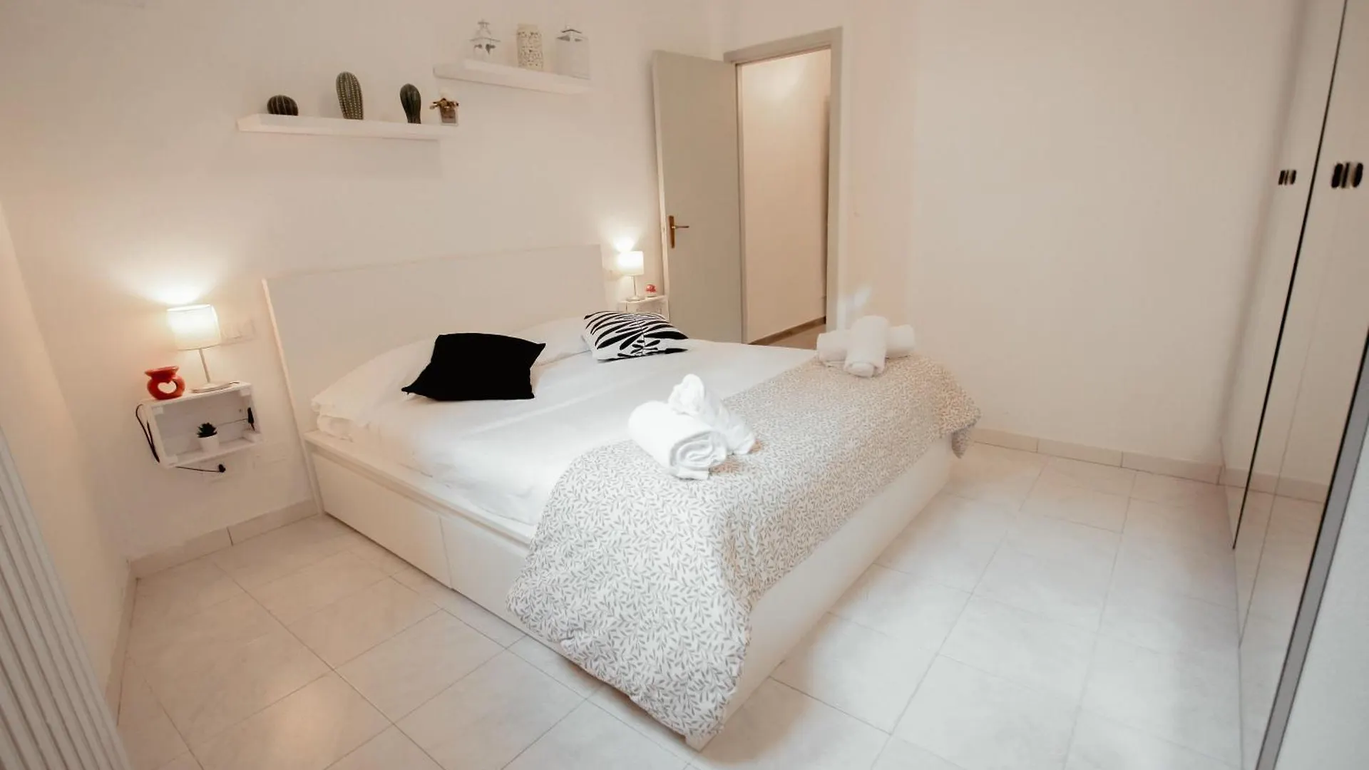 Oltrarno Charm Apartment Florence
